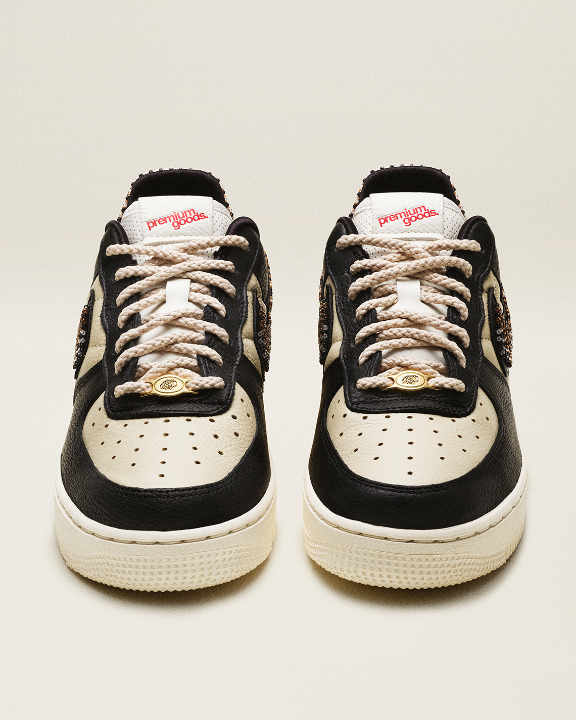 Nike Air Force 1 của Premium Goods lấy cảm hứng từ những món đồ vượt thời gian - 9