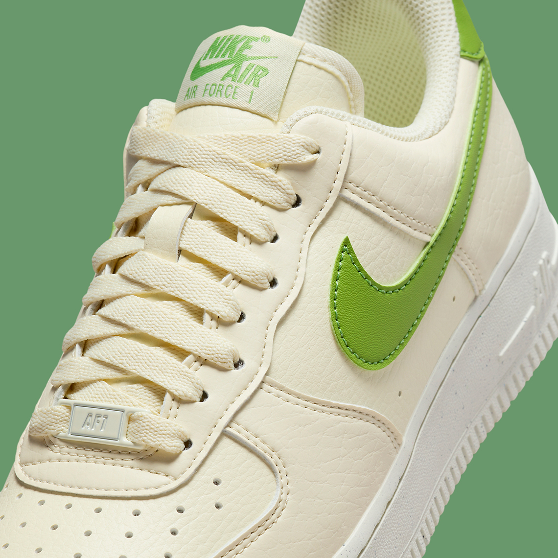 Nike Air Force 1 Low 'Coconut Milk/Green' - Sự Kết Hợp Thú Vị Cho Phong Cách Bền Vững - 7