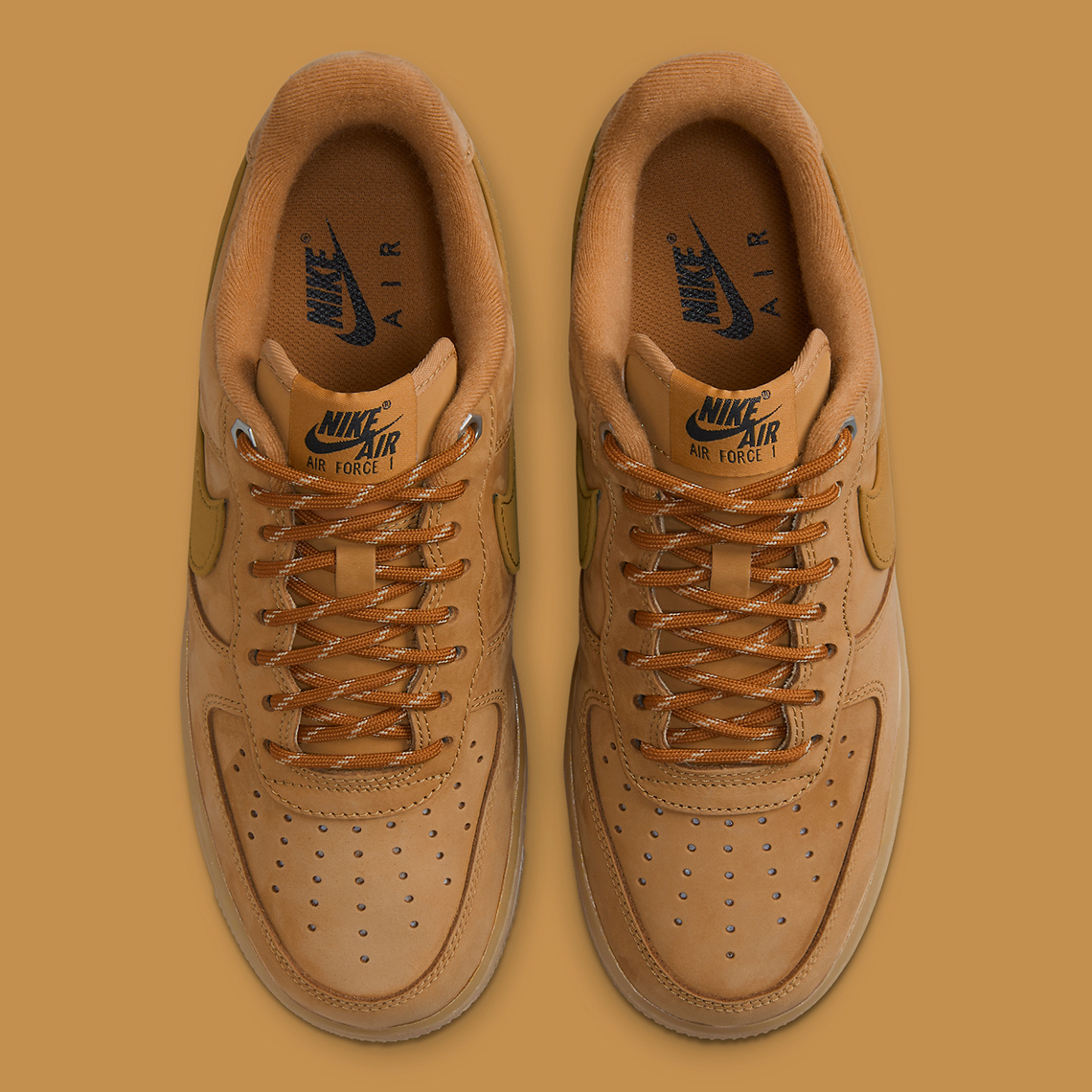 Nike Air Force 1 Low 'Flax Wheat': Hòa quyện thời trang làm việc và sneakers cho mùa đông - 6