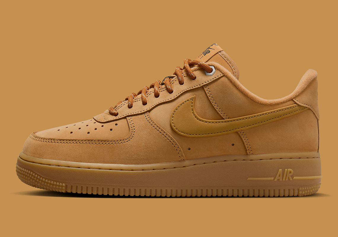 Nike Air Force 1 Low 'Flax Wheat': Hòa quyện thời trang làm việc và sneakers cho mùa đông - 9