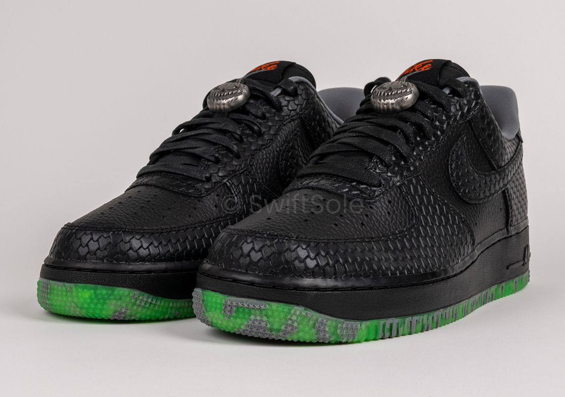 Nike Air Force 1 Low Halloween 2023 - Phiên bản đáng sợ với họa tiết độc đáo - 2