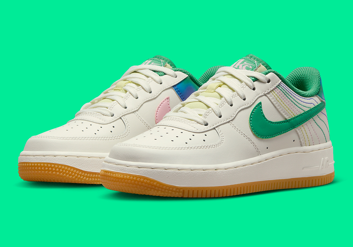 Nike Air Force 1 Low Heel Stitch Độc Quyền Cho Học Sinh Tiểu Học - Màu Sắc Sống Động và Chi Tiết Tinh Xảo - 2