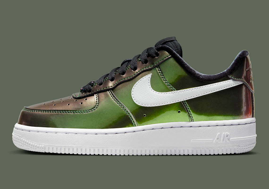 Nike Air Force 1 Low: Phiên Bản Kỷ Niệm 40 Năm Với Thiết Kế Sặc Sỡ và Độc Đáo! - 1