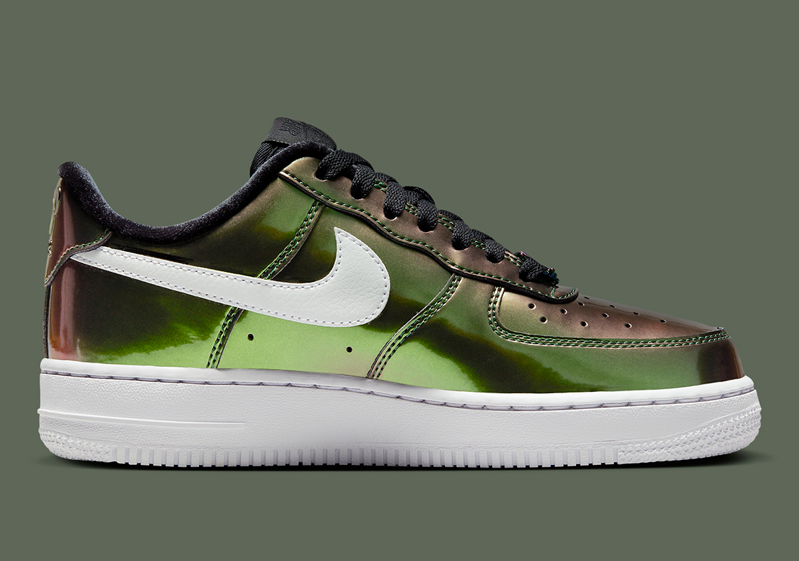 Nike Air Force 1 Low: Phiên Bản Kỷ Niệm 40 Năm Với Thiết Kế Sặc Sỡ và Độc Đáo! - 3