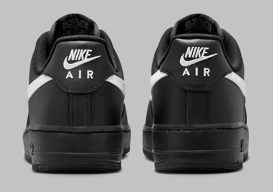 Nike Air Force 1 Low: Phiên bản mới với gam màu đen trắng hấp dẫn! - 5