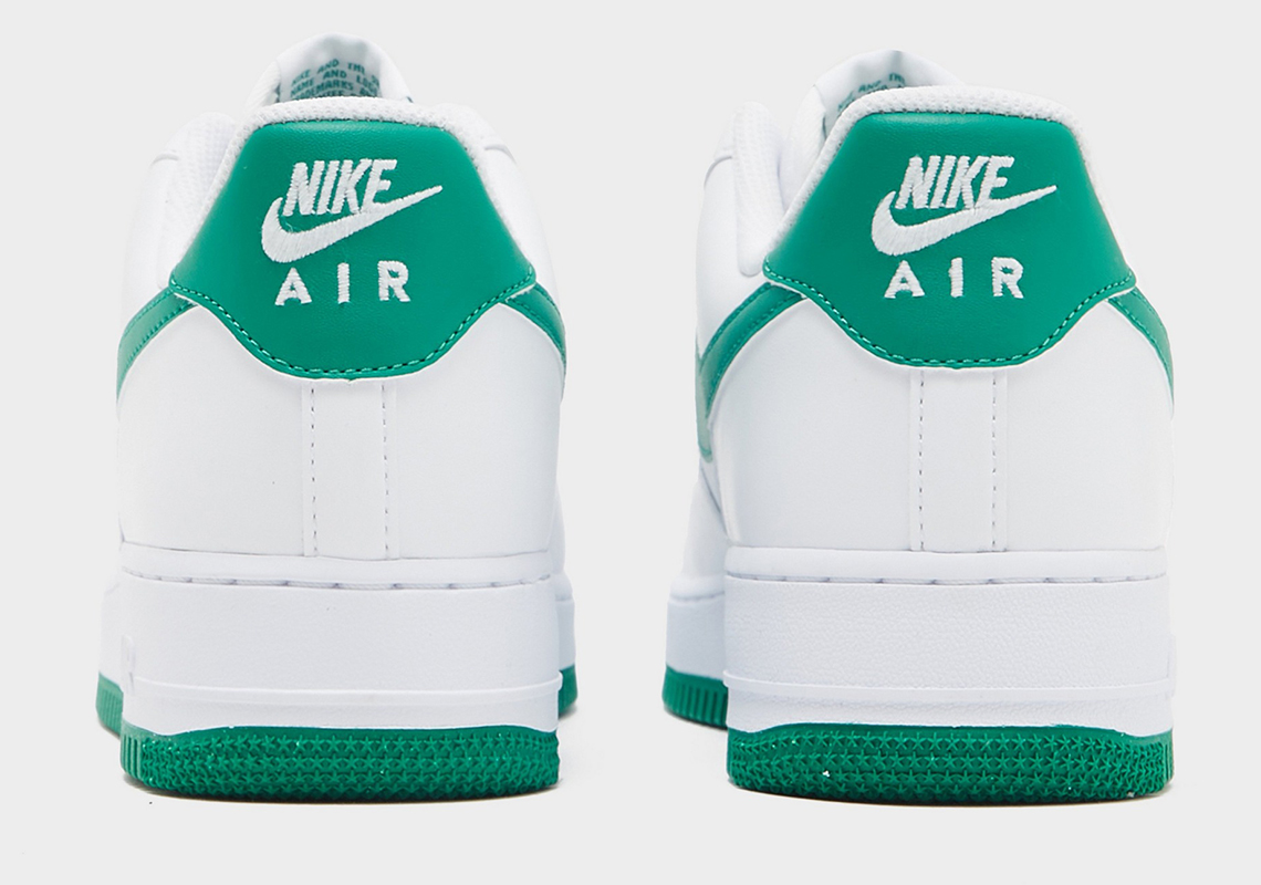 Nike Air Force 1 Low Trắng/Xanh: Đánh thức Phong cách Uptown! - 8