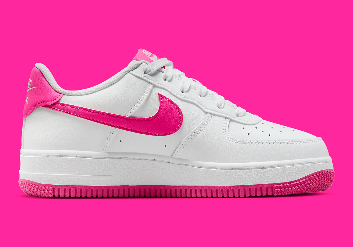 Nike Air Force 1 Low Trẻ Em 'Hồng Barbie': Phong Cách Độc Đáo Cho Mùa Lễ - 10