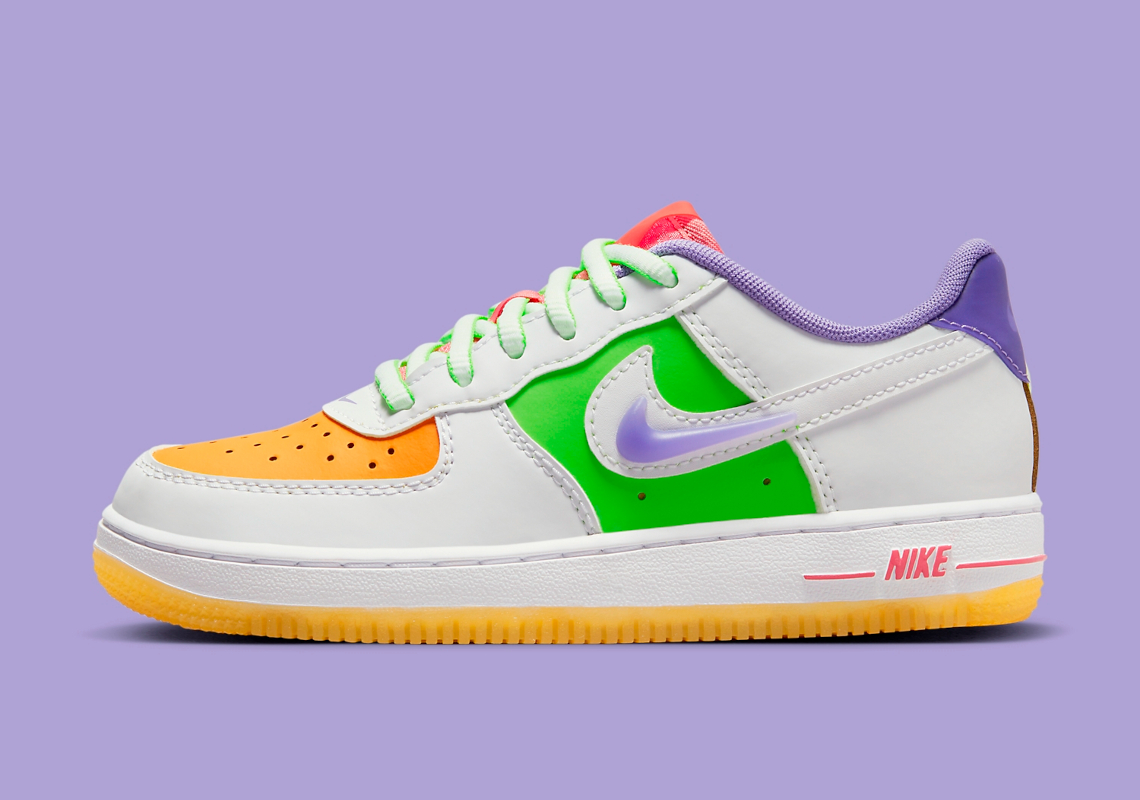 Nike Air Force 1 Low trẻ em: Thiết kế đa sắc và lớp swoosh đa tầng - 2