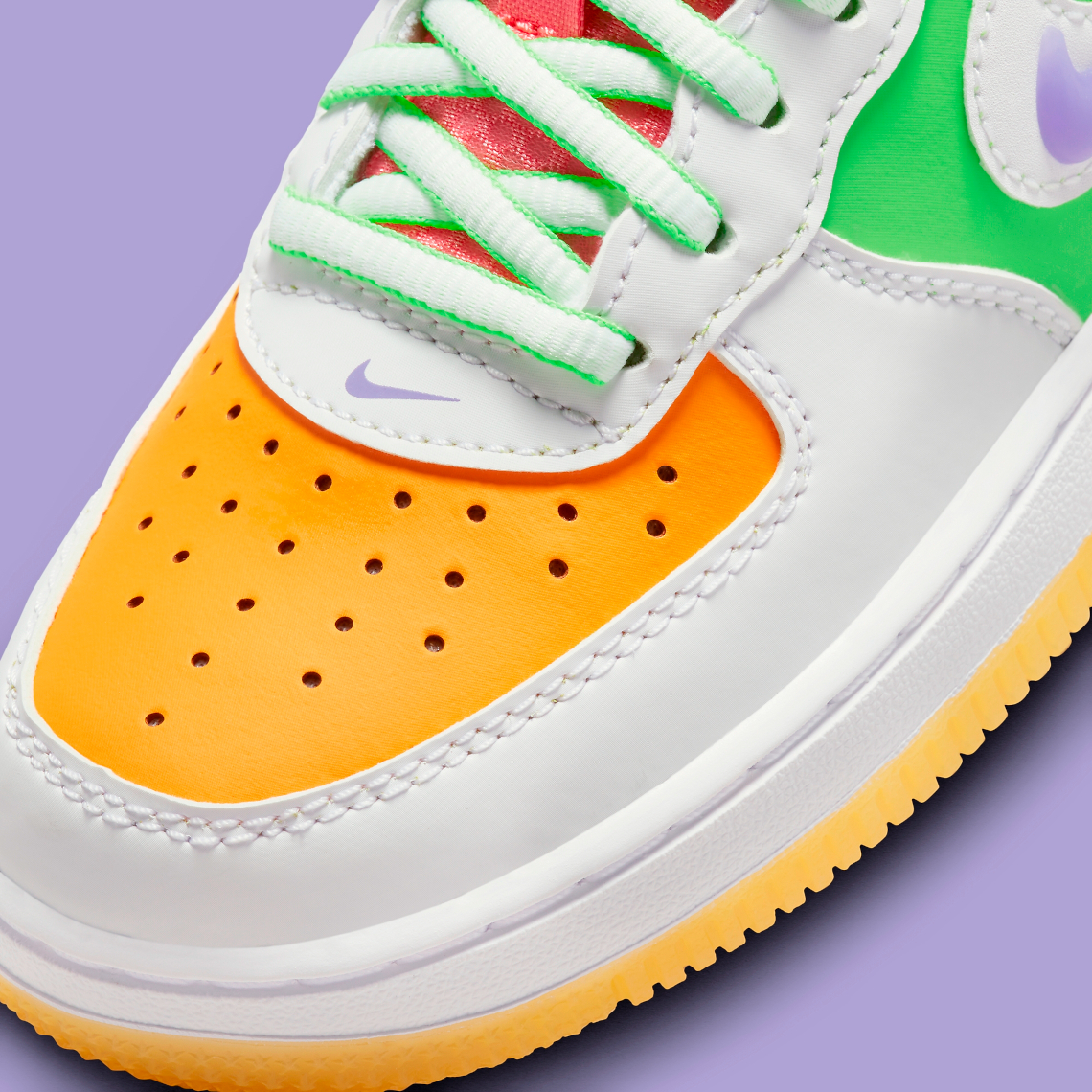 Nike Air Force 1 Low trẻ em: Thiết kế đa sắc và lớp swoosh đa tầng - 7