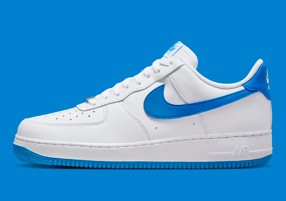 Nike Air Force 1 Low 'White/Photo Blue': Hình Ảnh Chính Thức Và Thông Tin Phát Hành - 1