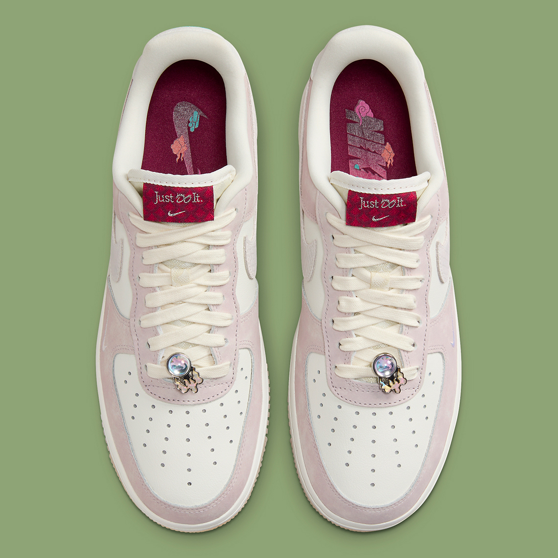 Nike Air Force 1 Low 'Year of the Dragon': Sự Kết Hợp Phương Đông và Tây Á Độc Đáo! - 4