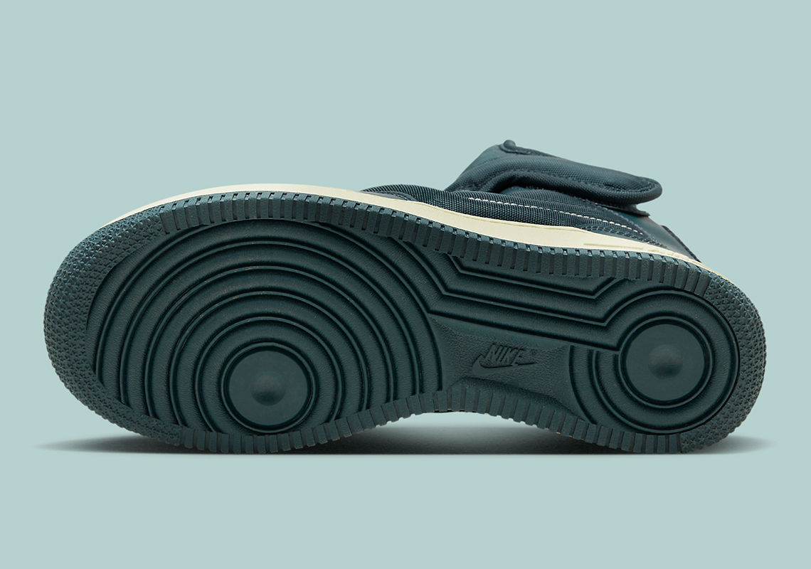 Nike Air Force 1 Mid Big Tongue: Phối Màu Spruce Teal Đẹp Mắt Cho Mùa Thu - 6