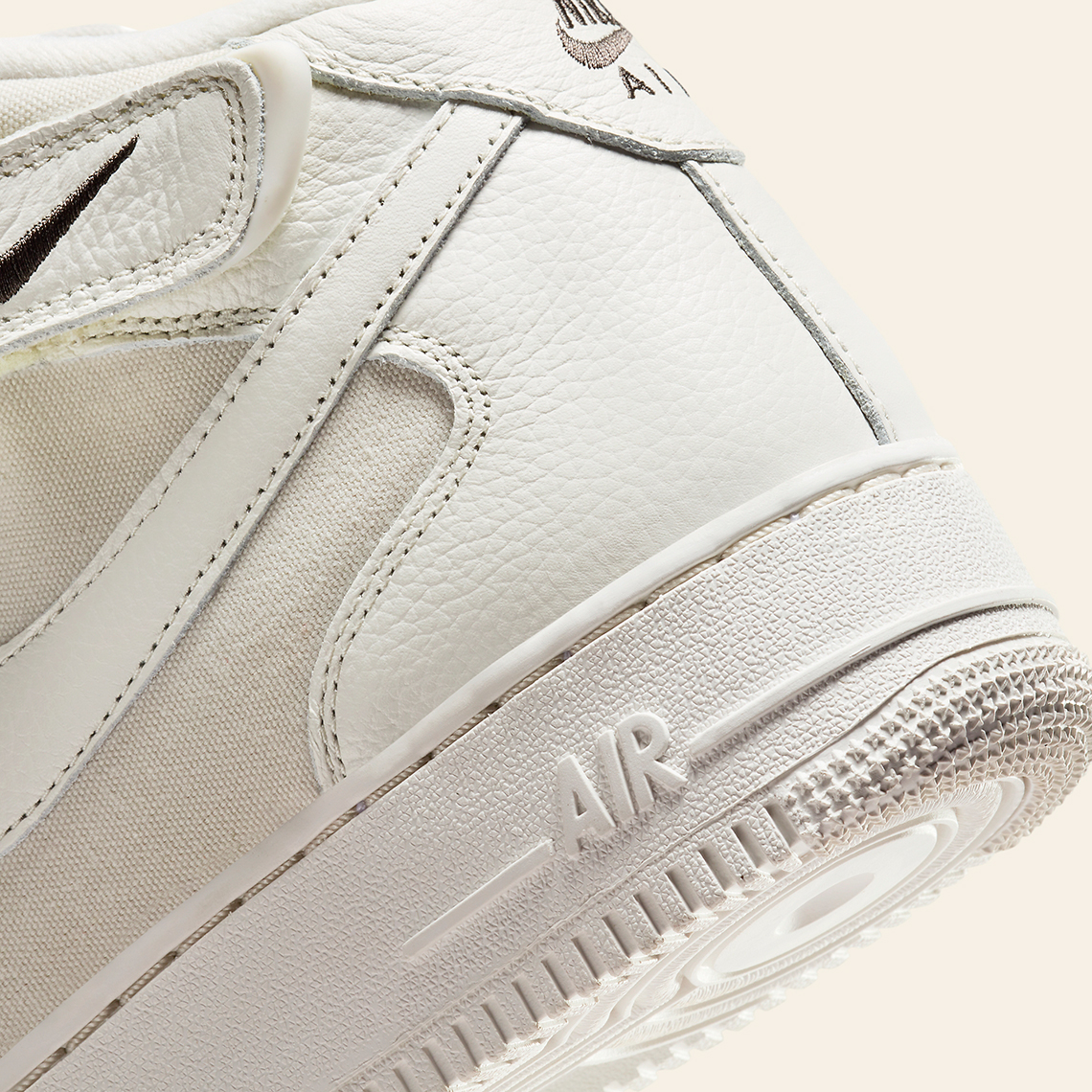 Nike Air Force 1 Mid Bone/Baroque Brown: Sự kết hợp mới mẻ và phong cách của mùa hè! - 9