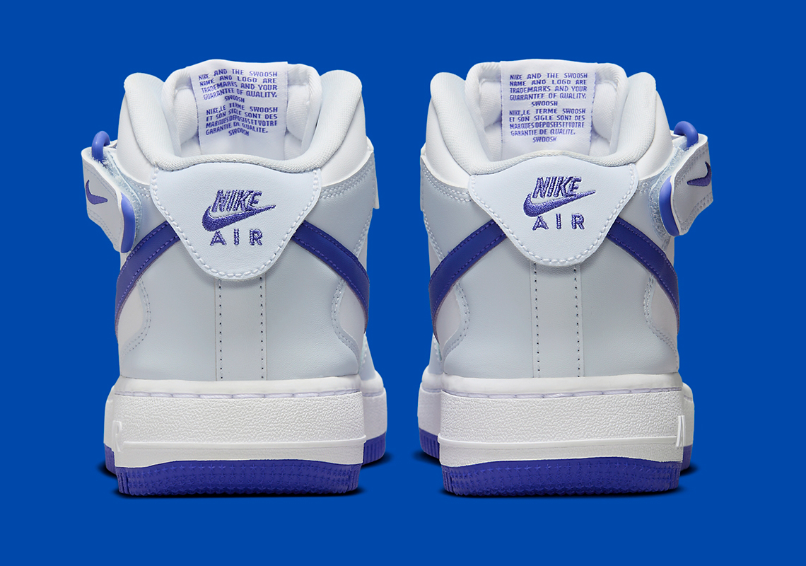 Nike Air Force 1 Mid Trắng/Royal Blue: Phối Màu Tinh Tế Cho Mùa Lễ Hội 2023 - 12
