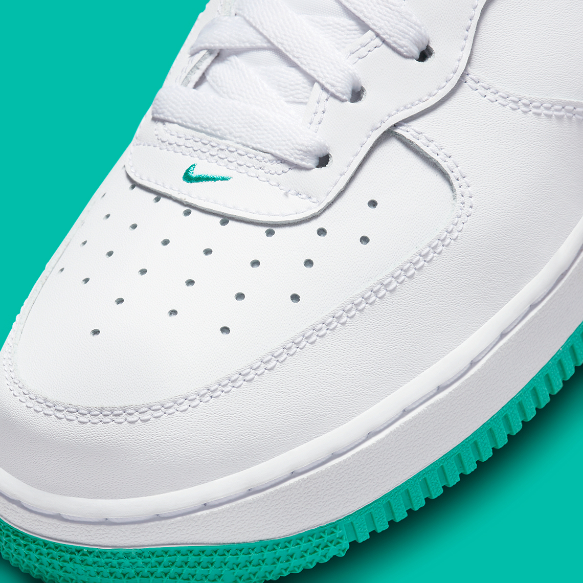 Nike Air Force 1 Mid White/Clear Jade - Sự Kết Hợp Tươi Mát Tinh Tế! - 7