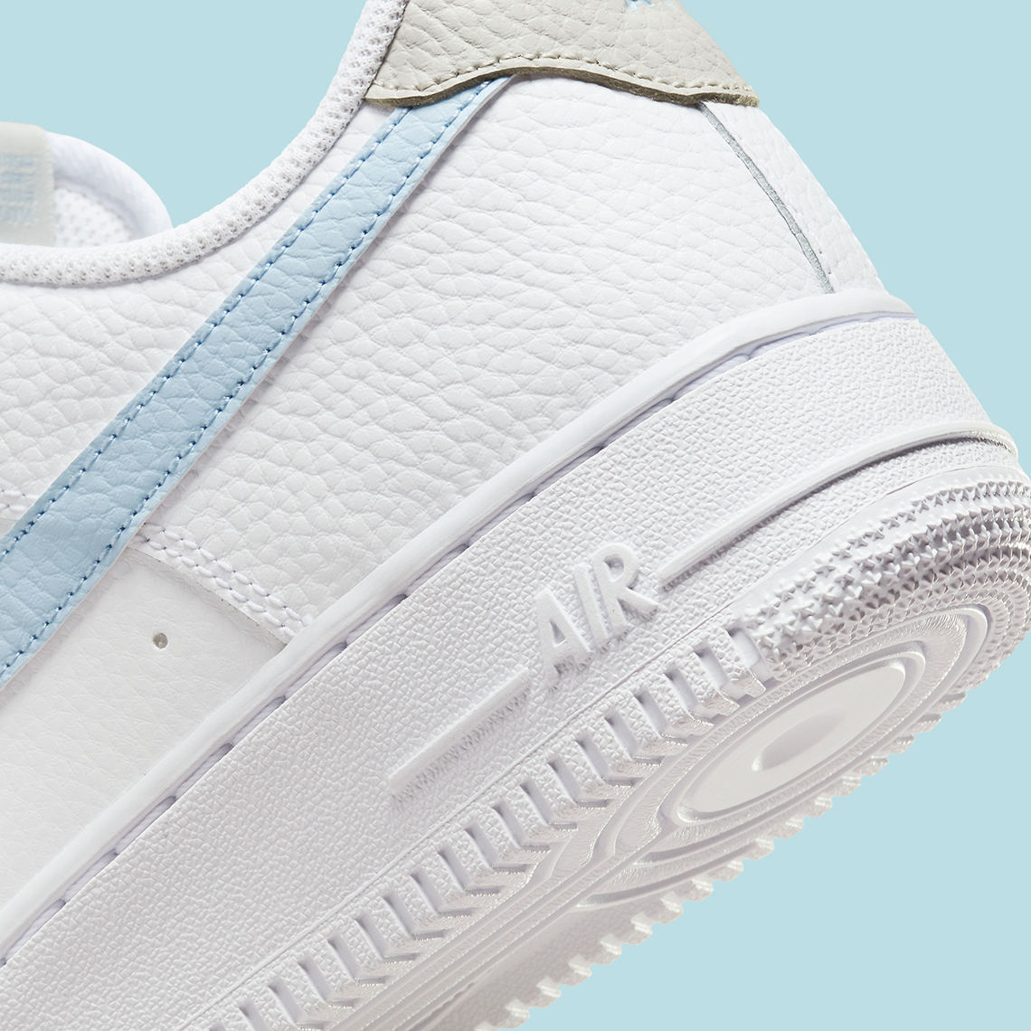 Nike Air Force 1 Mini Swoosh: Bản Cập Nhật Mới với Đầy Mini Swoosh - 8