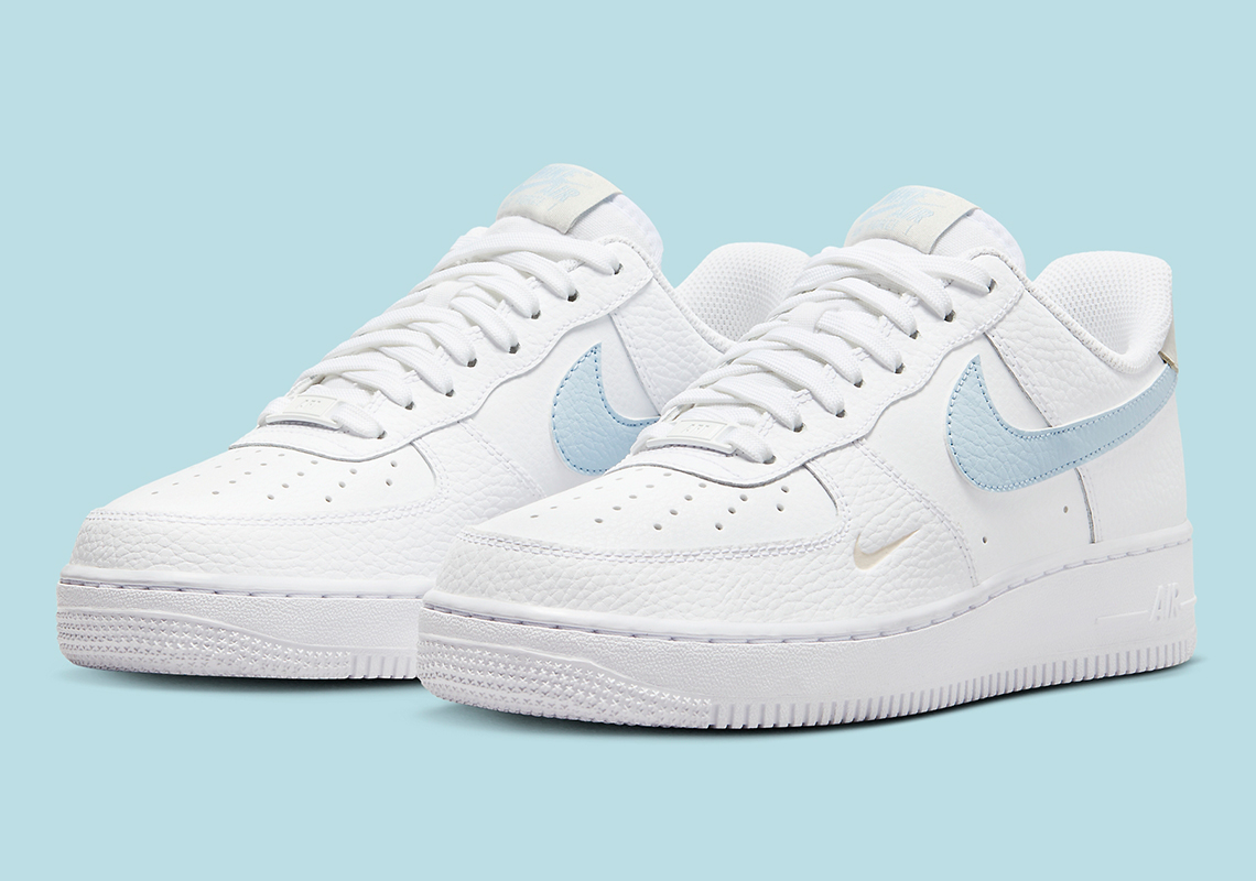 Nike Air Force 1 Mini Swoosh: Bản Cập Nhật Mới với Đầy Mini Swoosh - 9