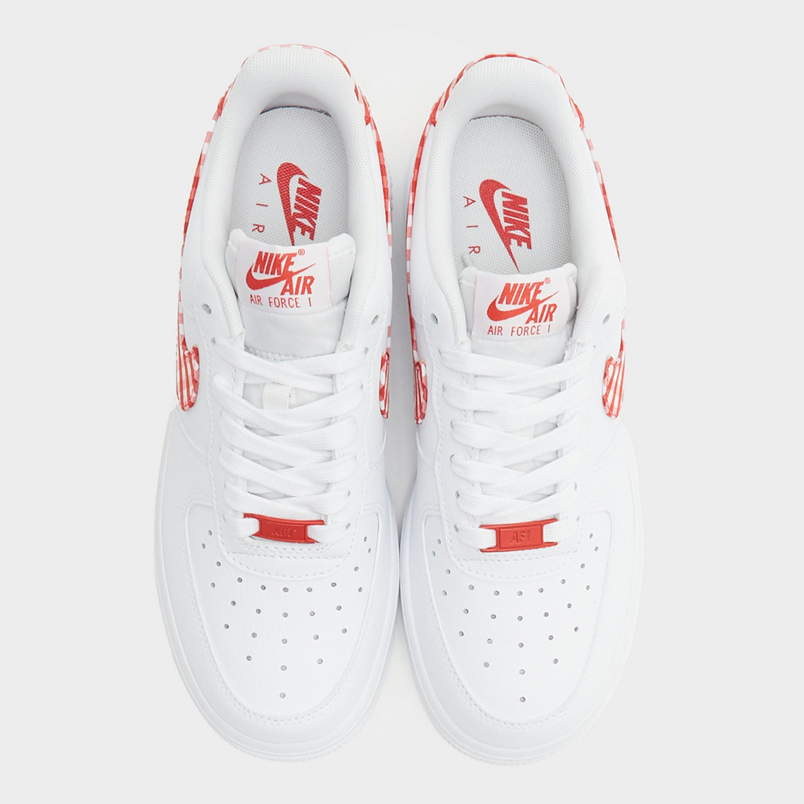 Nike Air Force 1 phiên bản mới với họa tiết gingham đỏ: Xem chi tiết trước khi ra mắt. - 4