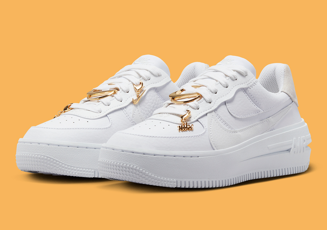 Nike Air Force 1 PLTAFORM đi kèm với một lớp hoàn thiện lấp lánh - 2