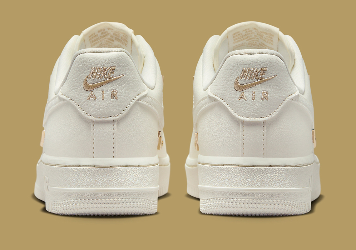 Nike Air Force 1 Sail - Phiên bản độc đáo với chi tiết mạ vàng sang trọng. - 5