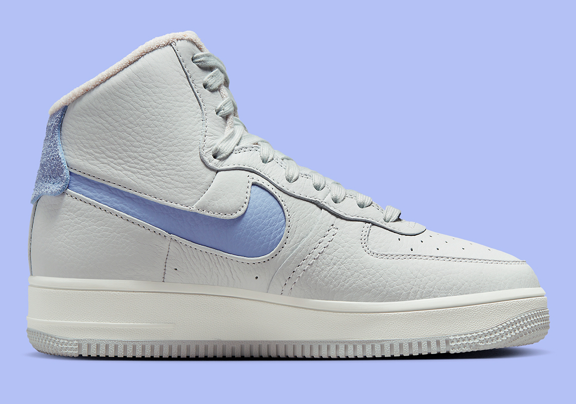 Nike Air Force 1 Sculpt: Sự kết hợp độc đáo giữa thiết kế cổ điển và phong cách hiện đại - 3