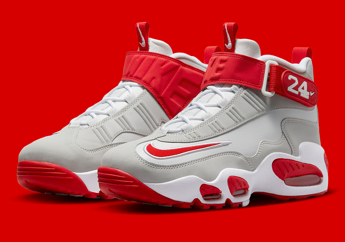 Nike Air Griffey Max 1 với họa tiết Cincinnati Reds - 1