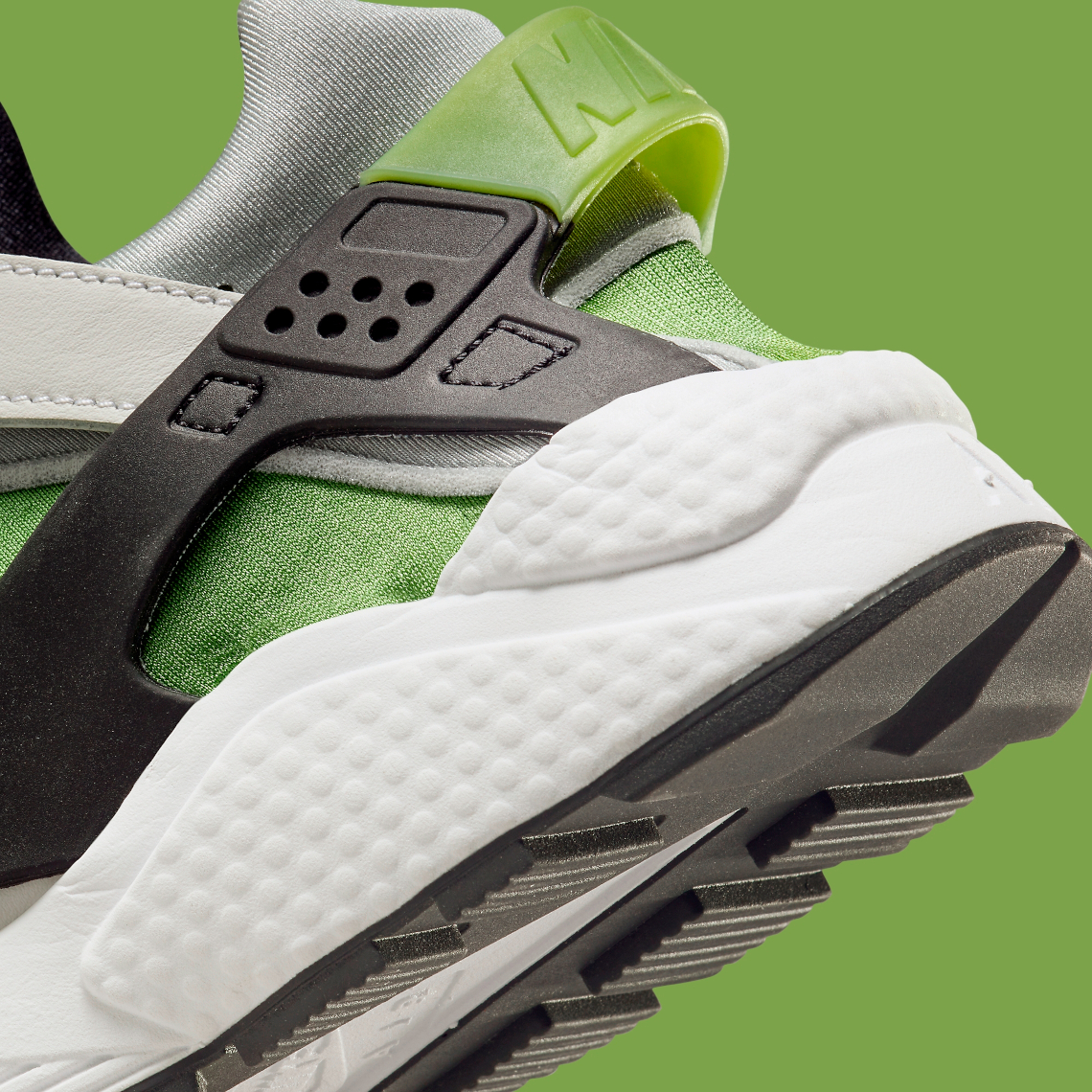 Nike Air Huarache 'Chloroph - 8