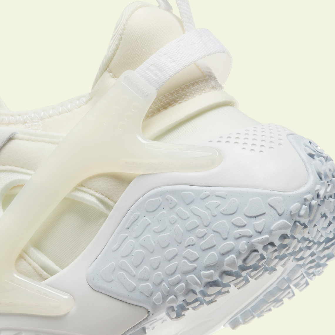 Nike Air Huarache Craft Coconut Milk - Giày thể thao màu trắng kem mới của Nike cho mùa xuân - 9