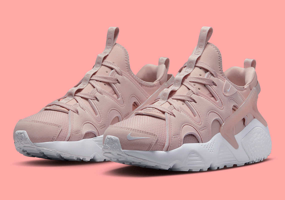 Nike Air Huarache Craft đã sẵn sàng cho mùa xuân với hai màu hồng và trắng - 2