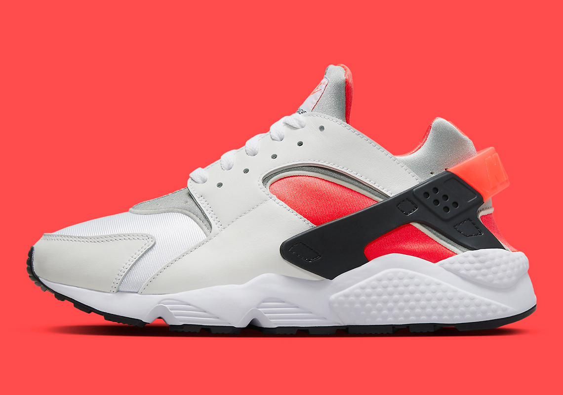 Nike Air Huarache Icons sử dụng màu Infrared đặc trưng của Air Max 90 - 2