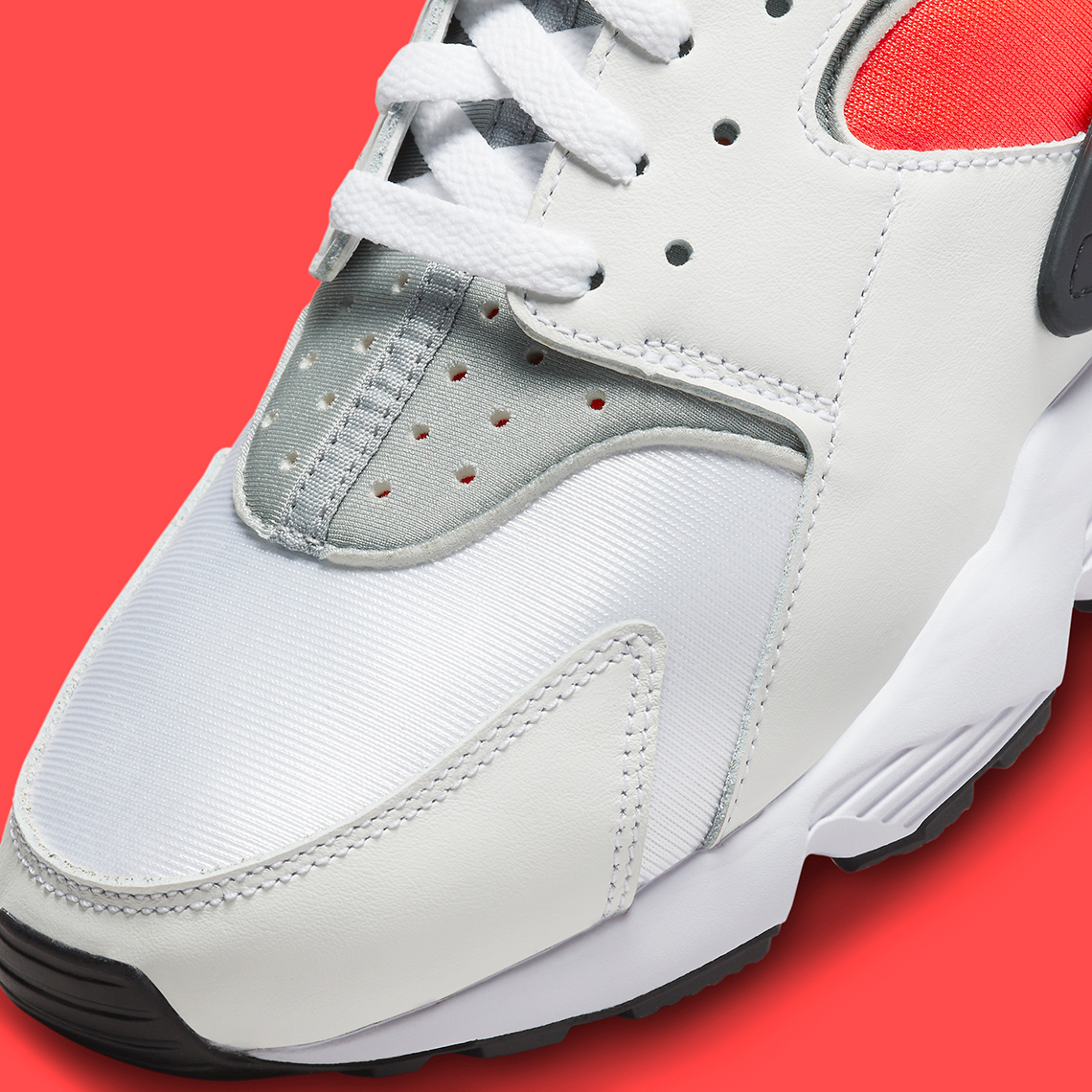 Nike Air Huarache Icons sử dụng màu Infrared đặc trưng của Air Max 90 - 8