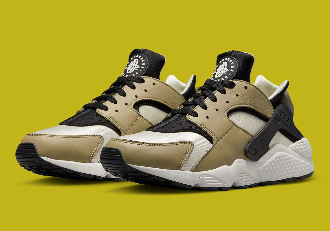 NIke Air Huarache Light Olive với màu olive nhẹ nhàng - 1