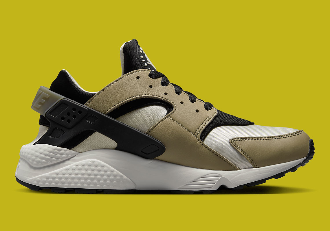 NIke Air Huarache Light Olive với màu olive nhẹ nhàng - 3