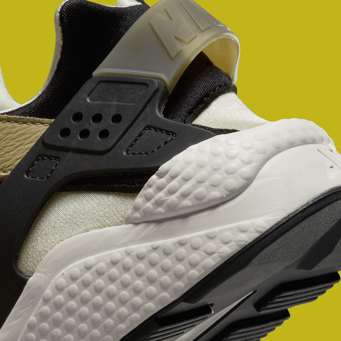 NIke Air Huarache Light Olive với màu olive nhẹ nhàng - 8