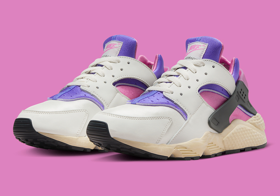 Nike Air Huarache Ra Mắt Bản Màu Trắng, Tím và Hồng Cho Mùa Thu - 1