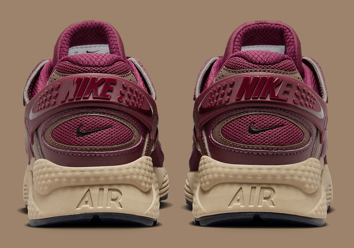 Nike Air Huarache Runner Burgundy: Phiên bản mới đầy ấn tượng! - 5