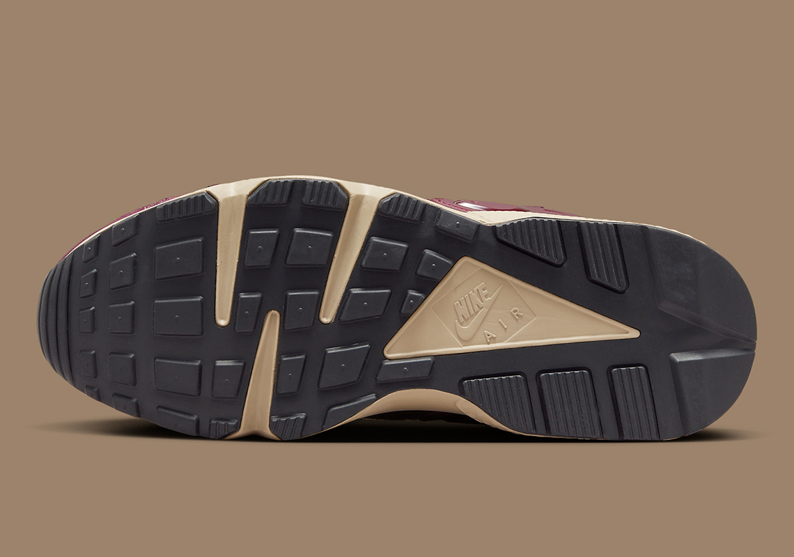 Nike Air Huarache Runner Burgundy: Phiên bản mới đầy ấn tượng! - 6