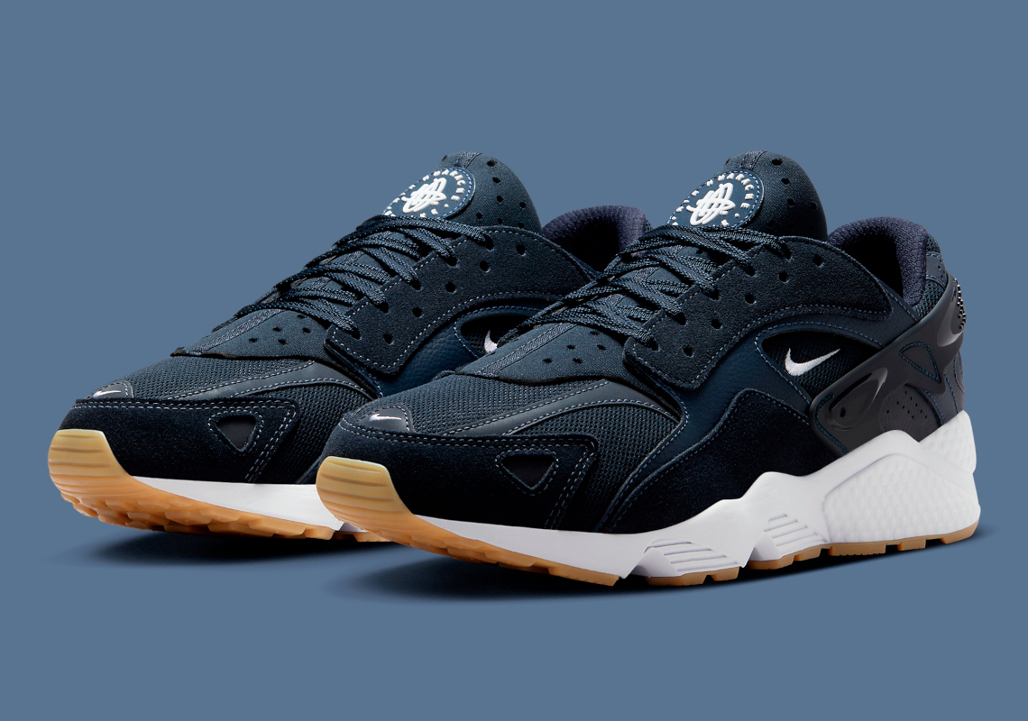 Nike Air Huarache Runner Đêm Giữa: Kết Hợp Kỷ Niệm và Hiện Đại! - 1