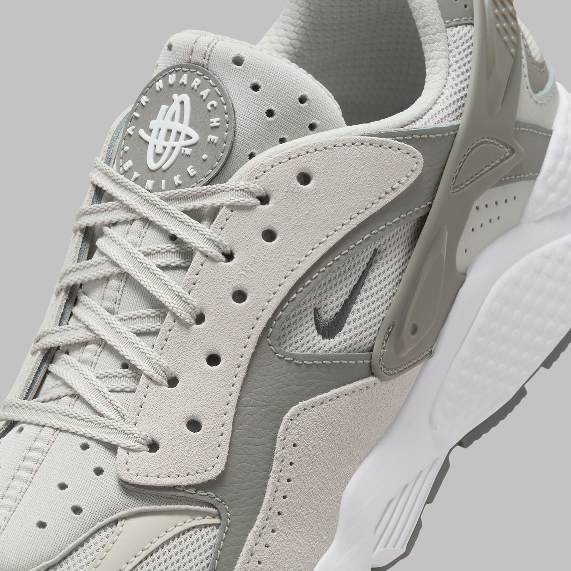 Nike Air Huarache Runner Light Iron Ore: Phối Màu Thu Đơn Giản, Tinh Tế - 7