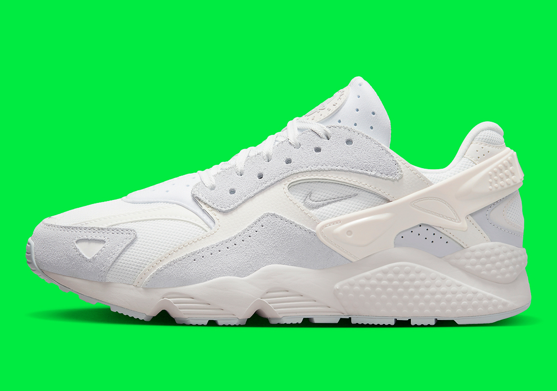 Nike Air Huarache Runner Pure Platinum: Màu sắc mới lạ cho biến thể thể thao phong cách! - 4