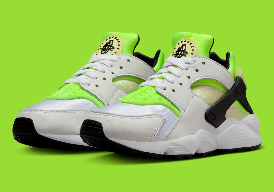 Nike Air Huarache White/Volt: Hòa Quyện Quá Khứ và Hiện Đại Cho Phái Đẹp! - 4