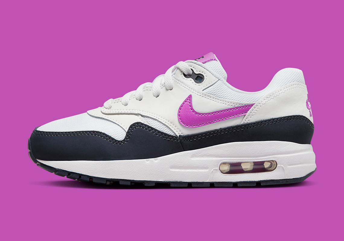 Nike Air Max 1 Cho Học Sinh: Màu Sắc Tươi Vui Cho Bước Đi Học - 1