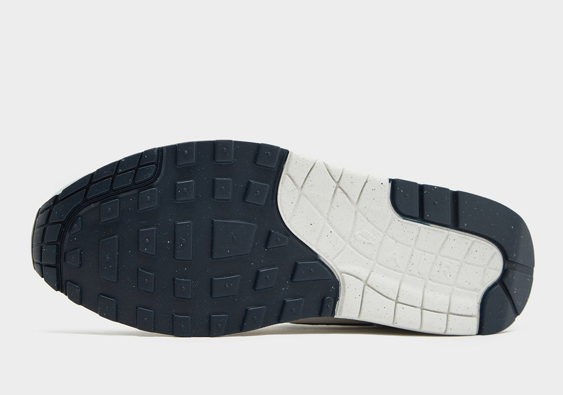 Nike Air Max 1 Pure Platinum: Mảnh ghép mới cho thảo luận về mốt xuân 2024 - 6