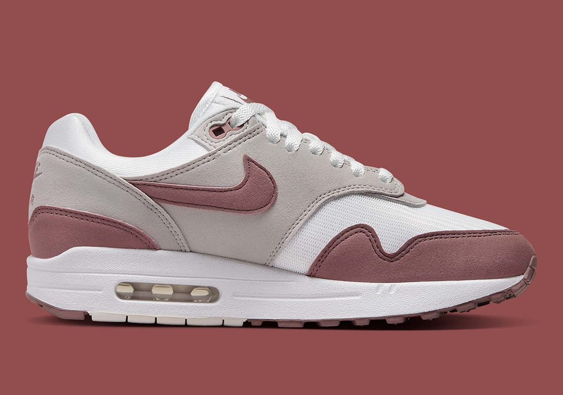 Nike Air Max 1 'Smokey Mauve' - Phong Cách Thu Độc Đáo Cho Sneakerheads - 3