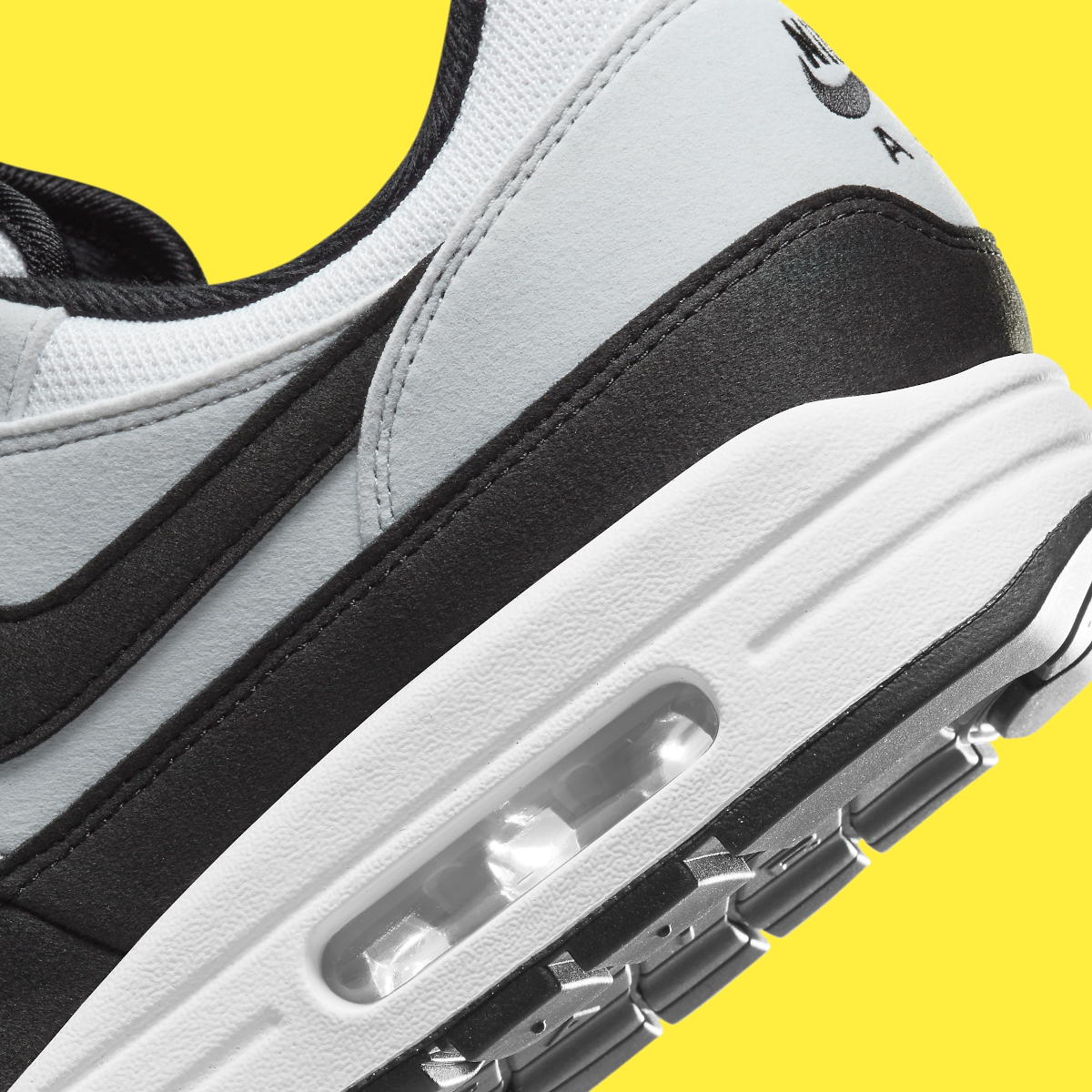 Nike Air Max 1 White/Black/Pure Platinum: Sự Pha Trộn Tinh Tế của Màu Sắc - 8