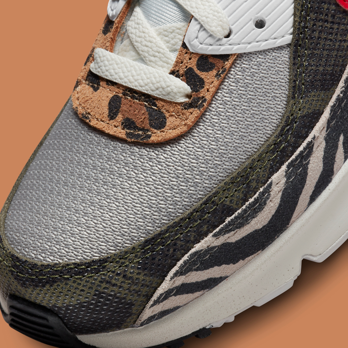 Nike Air Max 90 Animal Pack với các điểm nhấn màu đỏ - 15