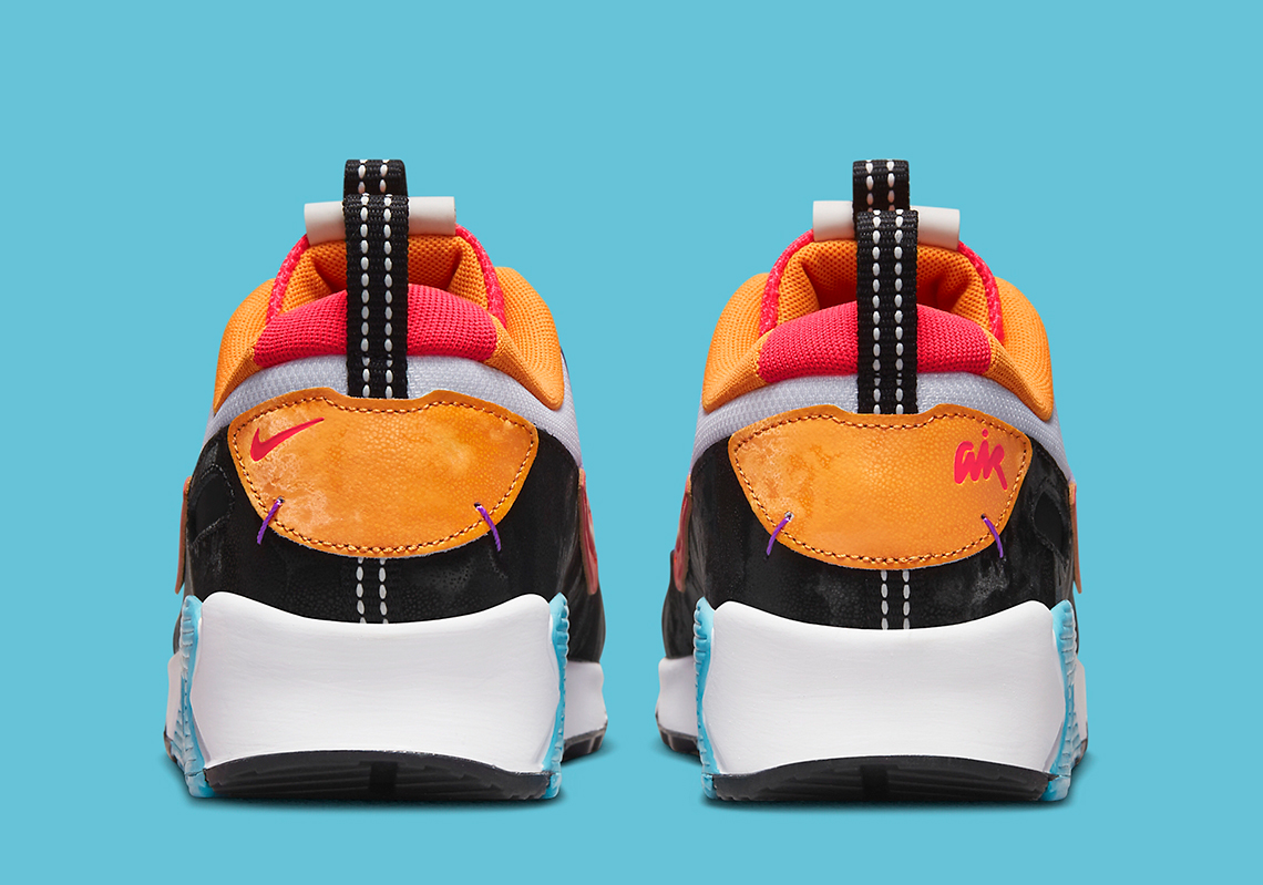 Nike Air Max 90 Futura tham gia lễ kỷ niệm năm mới của SWOOSH - 5