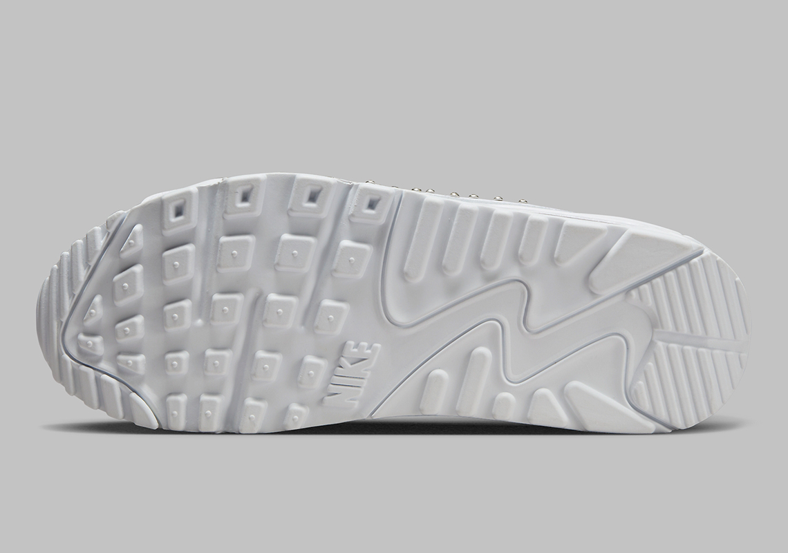 Nike Air Max 90 Futura 'Trắng/Bạc Metallic': Thiết Kế Đặc Biệt và Sang Trọng - 5