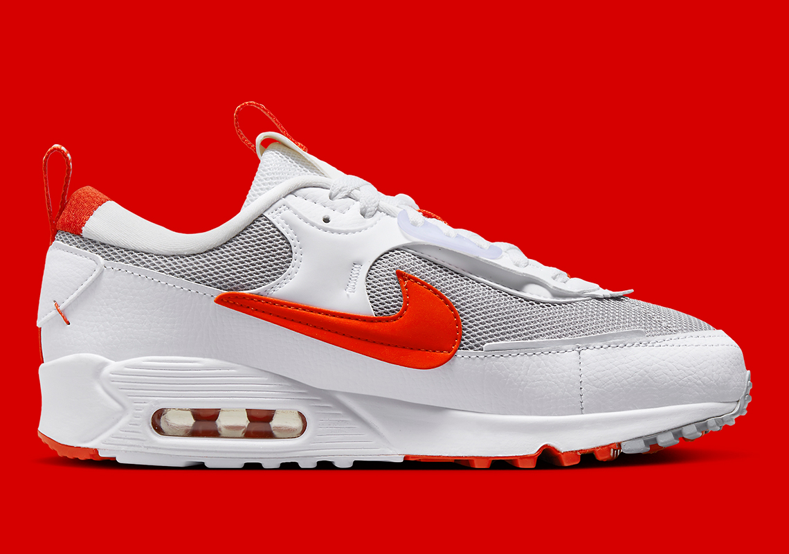 Nike Air Max 90 Futura White/Silver/Red với logo màu đỏ - 3