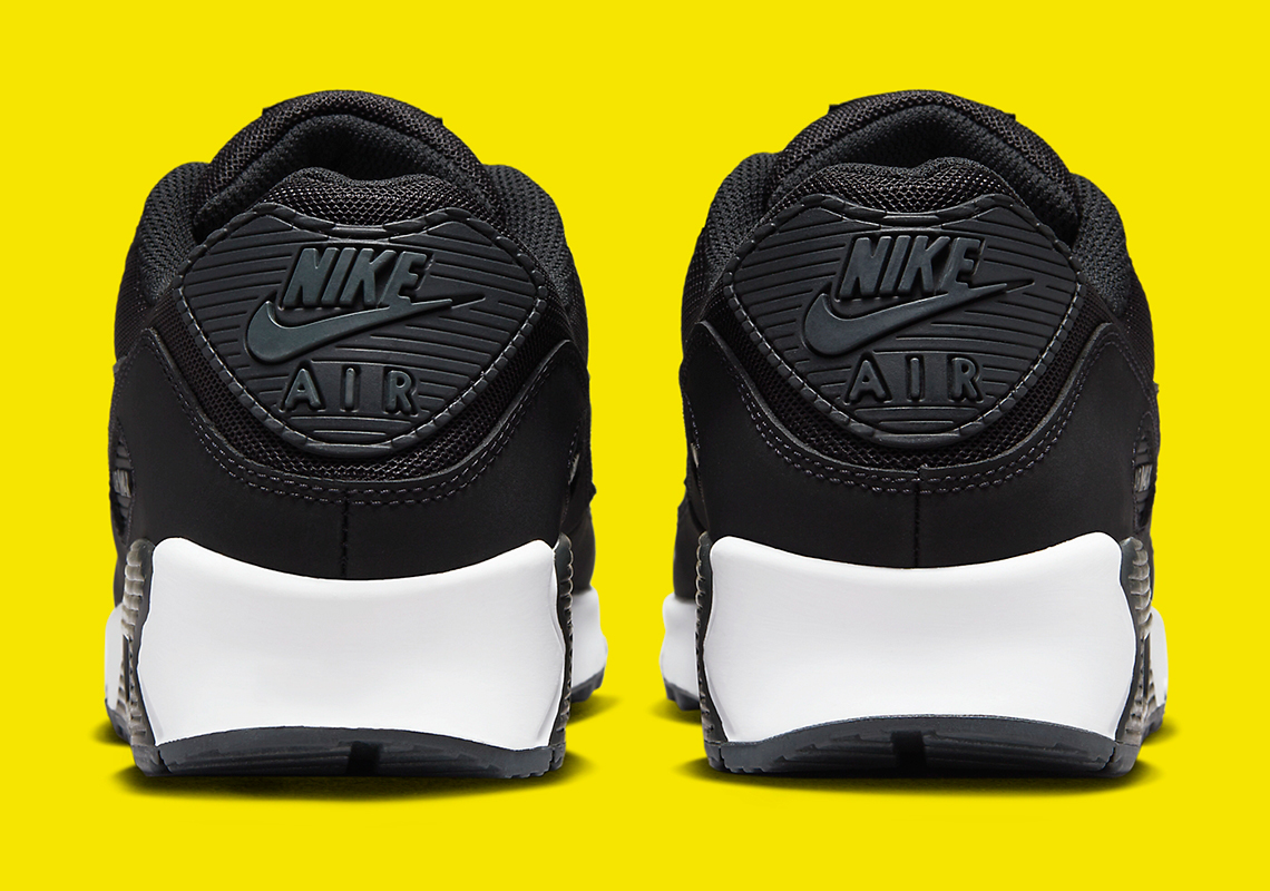 Nike Air Max 90 Jewel Black/Yellow: Phiên bản đen và vàng đầy phong cách - 4